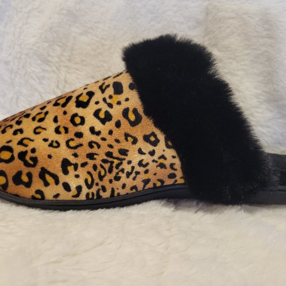 Women's Totes Toasties Memory Foam Animal Print Slippers Large 8-9 - Picture 2 of 4